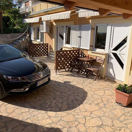Apartmani Noelle Новий Винодольський Екстер'єр фото